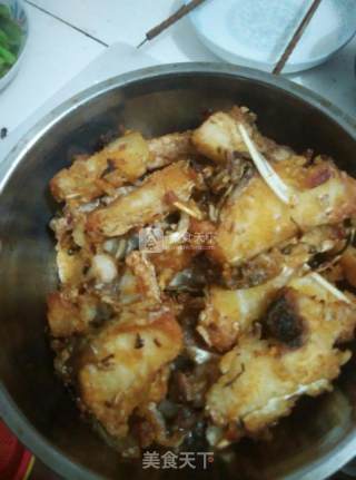 芹菜炒鱼块的做法步骤：6