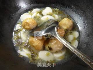 肉面筋雪菜煮年糕的做法步骤：7