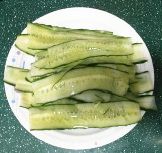 花生碎拌黄瓜的做法步骤：3