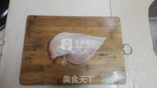 麻辣鸡丁的做法步骤：1