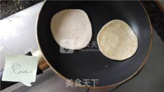 简易版椒盐小千层（手抓饼）的做法步骤：7