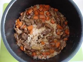 电饭锅版羊肉抓饭——零厨艺也可以做美食的做法步骤：7