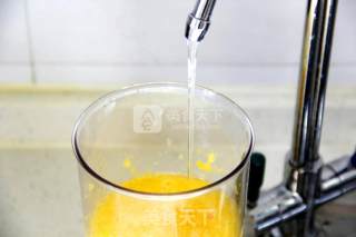 鲜榨蜜梨香橙汁的做法步骤：9