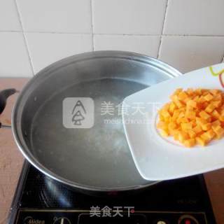 红萝卜鸡蛋粥的做法步骤：5