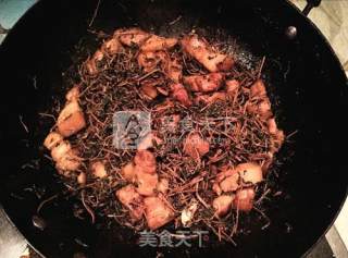 梅干菜烧肉的做法步骤：8