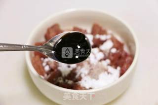 彩椒牛肉粒的做法步骤：4