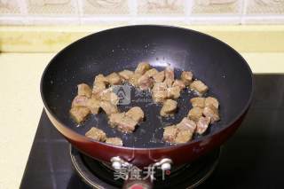 彩椒牛肉粒的做法步骤：8