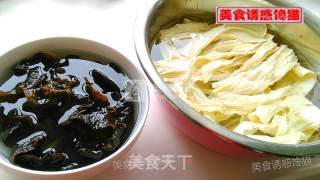 杂素炒肉片的做法步骤：1