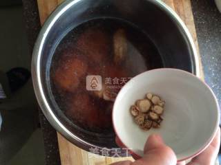 浓香脊骨烩酸菜的做法步骤：6