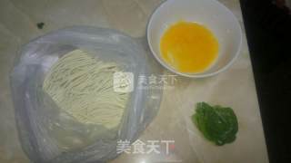 鸡蛋蔬菜面——九个月辅食的做法步骤：1