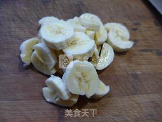 燕麦片香蕉米糊的做法步骤：2