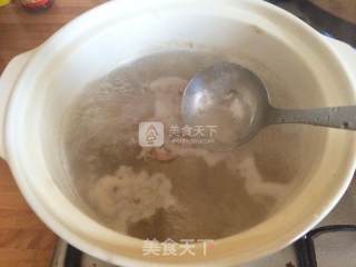 养颜蹄花汤的做法步骤：2