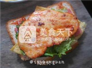 鸡肉蔬菜三明治的做法步骤：12