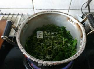 清明艾糕的做法步骤：1