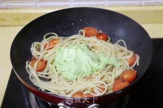 牛油果意面的做法步骤：16