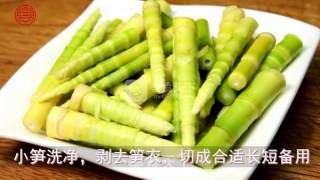 春季的美味【小笋烧排骨】的做法步骤：2