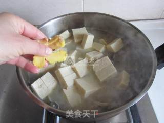 泥鳅炖豆腐的做法步骤：7
