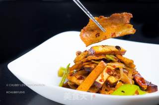 灯影川麻回锅肉的做法步骤：14