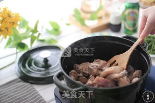 一厨作铸铁锅之让你回味无穷的啤酒鸭的做法步骤：4