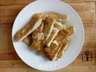 芦笋炒豆腐的做法步骤：4