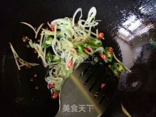 芦笋炒豆腐的做法步骤：6