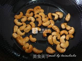 西芹腰果虾仁的做法步骤：5