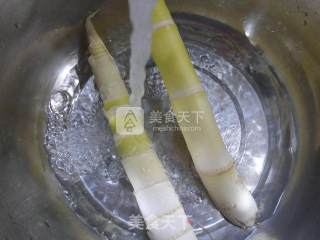 雷笋炒花蟹的做法步骤：2