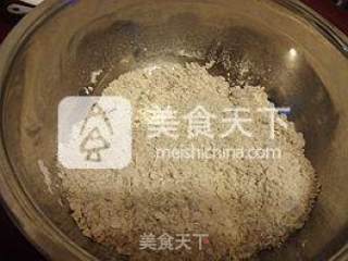 香蕉燕麦饼干棒－－一款简单易做又营养美味的饼干的做法步骤：2