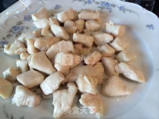宫保鸡丁的做法步骤：2