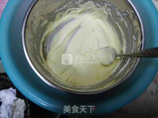 轻乳酪蛋糕的做法步骤：2
