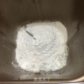 薄底披萨的做法步骤：2