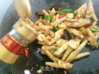 香辣鸡爪的做法步骤：8