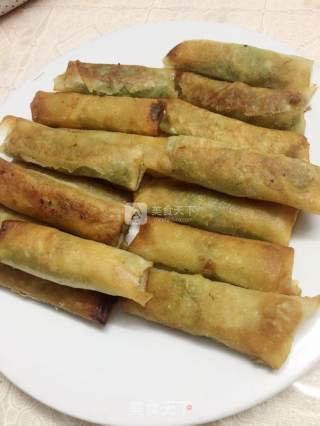 荠菜春卷的做法步骤：4