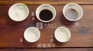 锅包肉——让锅包肉酸甜又酥脆的秘诀竟然是这个！的做法步骤：6
