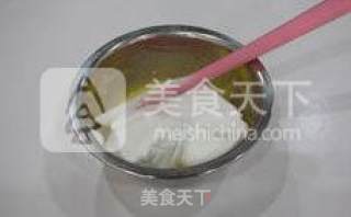 椰香瑞士卷的做法步骤：3