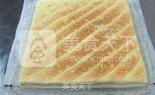 椰香瑞士卷的做法步骤：8