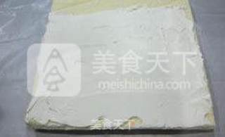 椰香瑞士卷的做法步骤：9