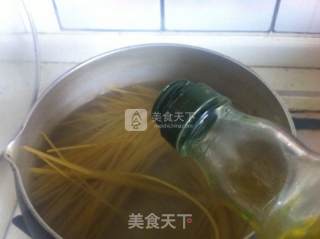 海鲜青酱拌面的做法步骤：13
