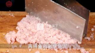 自制Q弹的【奶汤鱼丸】详解的做法步骤：2