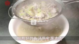 自制Q弹的【奶汤鱼丸】详解的做法步骤：4