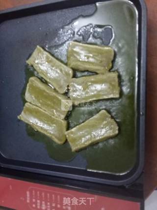 香煎铜锣糕的做法步骤：4