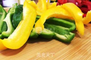 春风十里彩椒鱿鱼的做法步骤：5