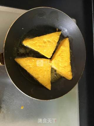 土司鸡蛋的做法步骤：3