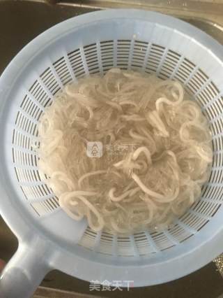 家常酸辣粉的做法步骤：2