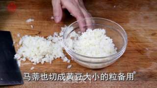 【清汤狮子头】师傅是这样教我的的做法步骤：2