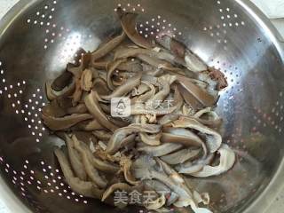 软炸鲜蘑的做法步骤：4