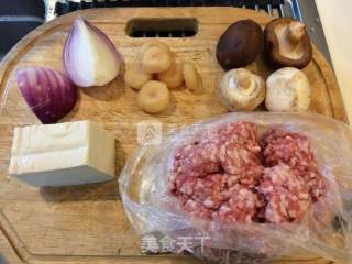 mini肉汉堡的做法步骤：1