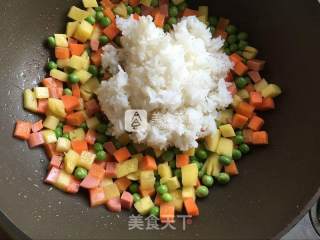 菠萝饭的做法步骤：5
