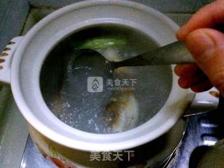 酸菜豆腐草鱼汤的做法步骤：6