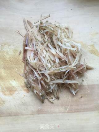 炒咸菜的做法步骤：2